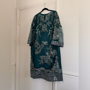 Fancy net Xl Kameez shalwar and dupatta